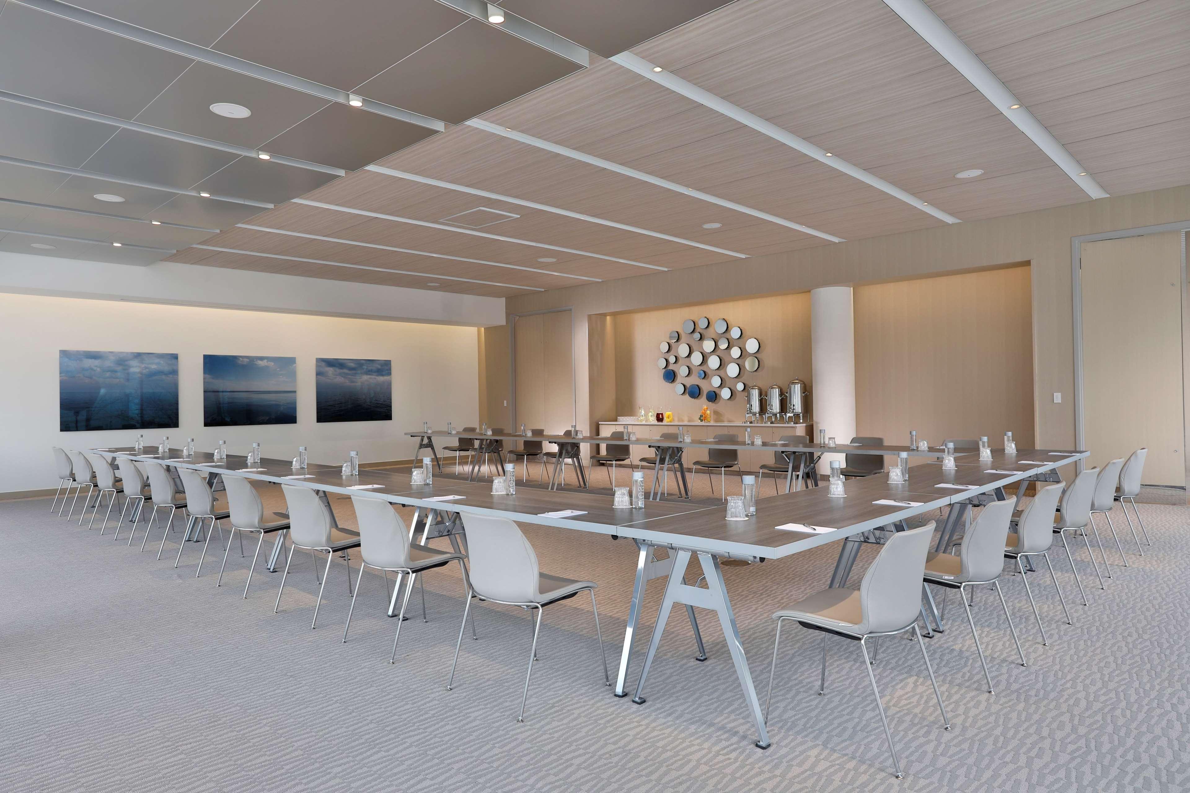 Hall Arts Hotel Dallas, Curio Collection By Hilton المظهر الخارجي الصورة
