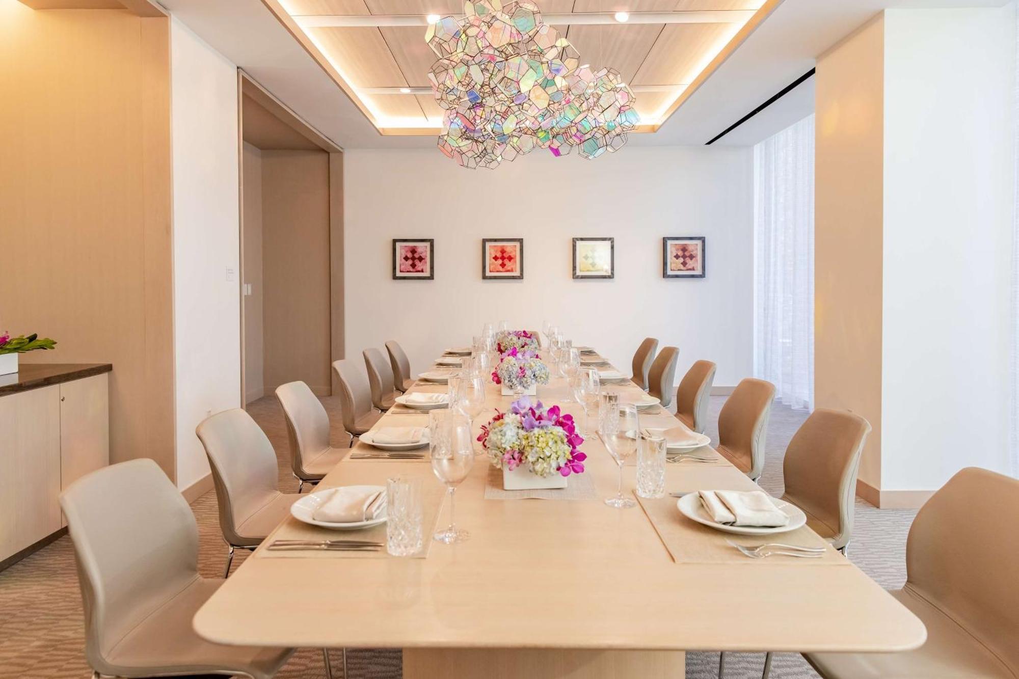 Hall Arts Hotel Dallas, Curio Collection By Hilton المظهر الخارجي الصورة