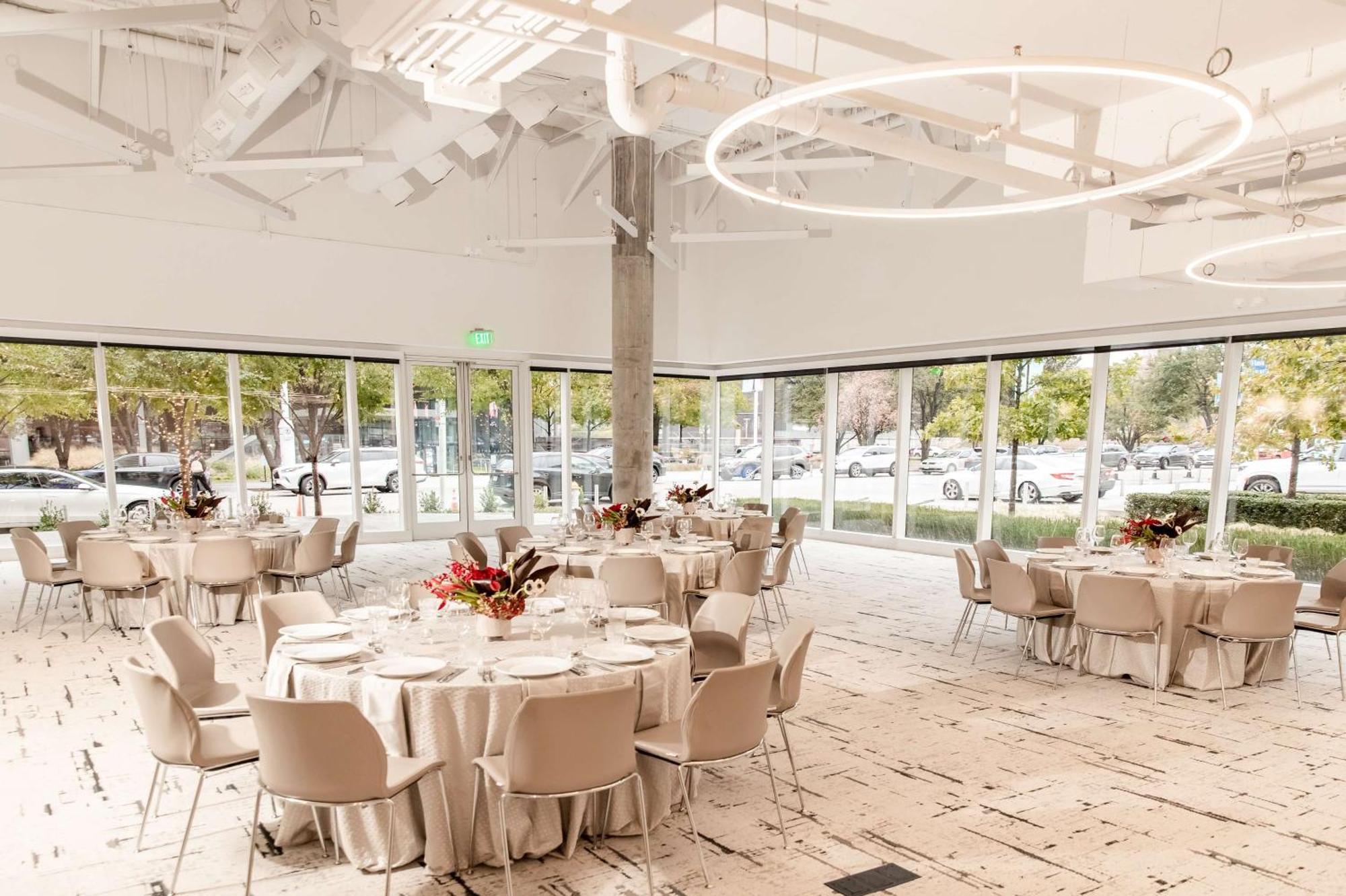 Hall Arts Hotel Dallas, Curio Collection By Hilton المظهر الخارجي الصورة